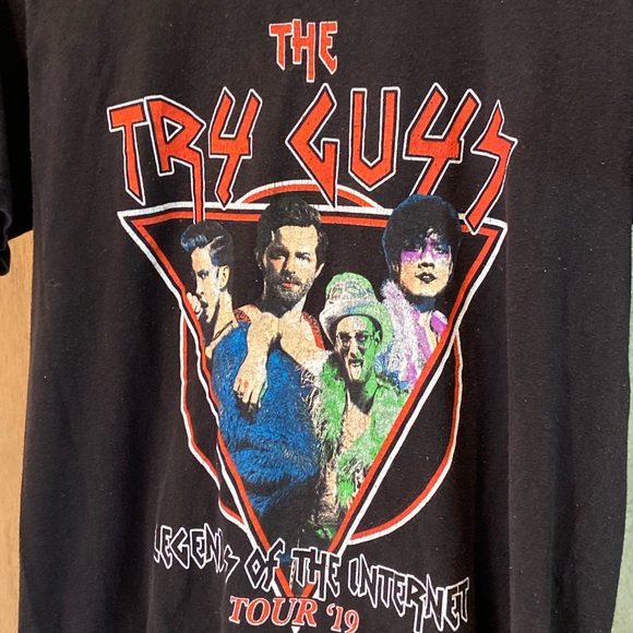 The Try Guys 2019 Men’s S Black T-Shirt Legends of the Internet Tour - Picture 3 of 5